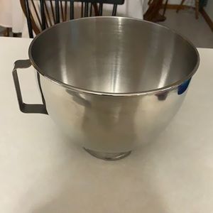 Kitchen aid stainless steel mixing bowl